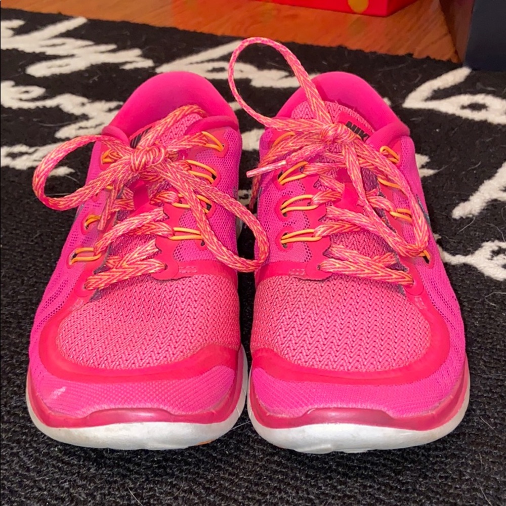 Nike Bare Foot Ride Running sneakers size 6.5